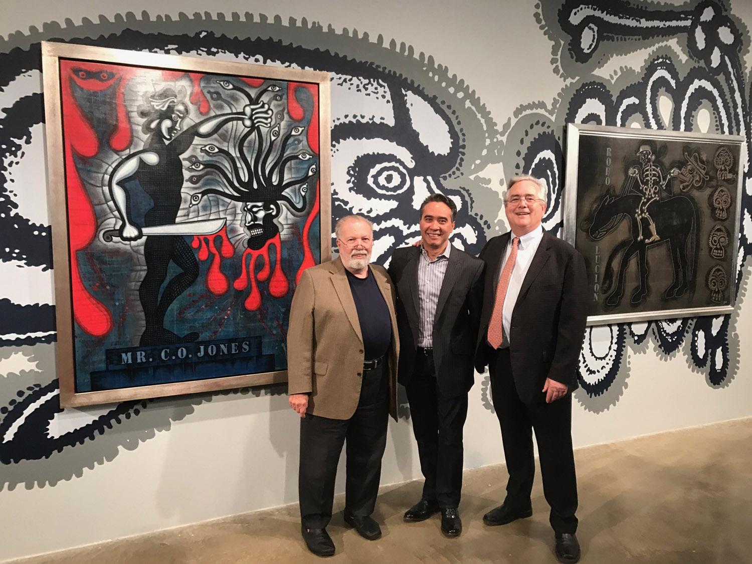 Jack Rassmusen, Carlos Luna, y Ramón Osuna en la exhibición Green Machine: The Art of Carlos Luna; American University Museum, Washington, DC, 2017